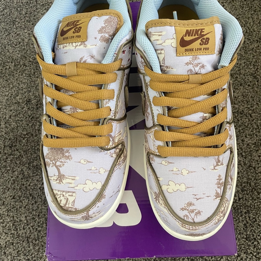 Nike Brown and White Sneakers with Classic Dunk Silhouette - Picture 2 of 9